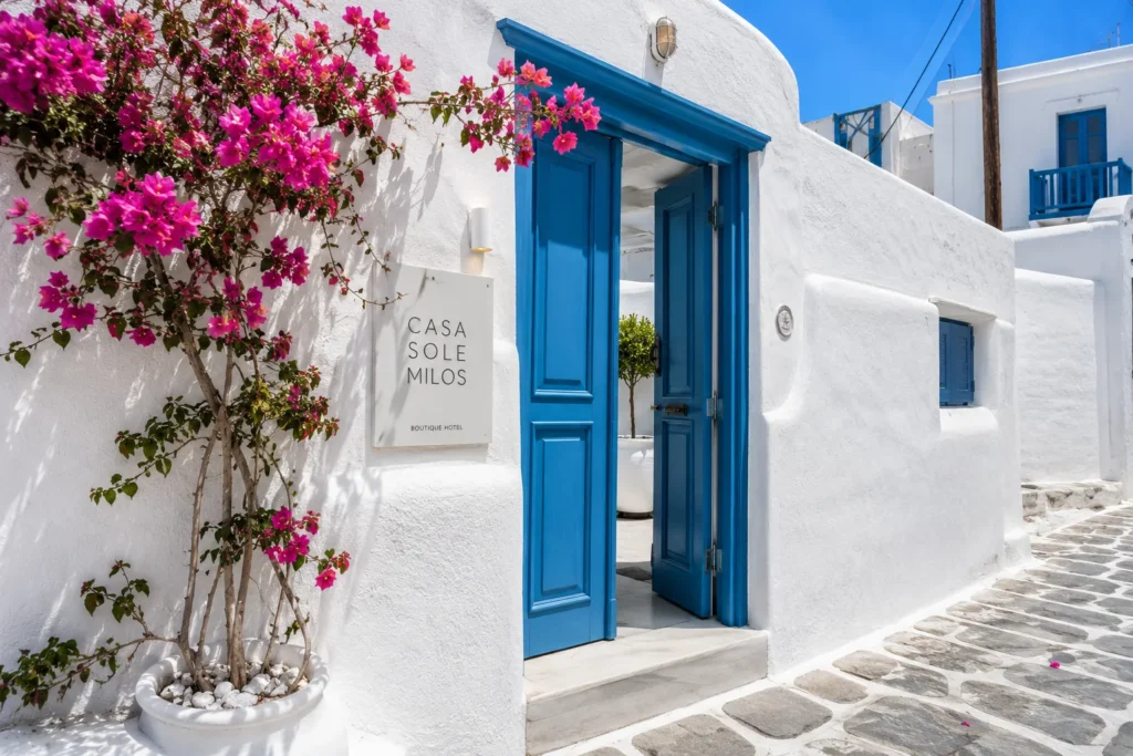 milos best hotels